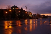 Stadt Engels in der Nacht. Fotograf - Roman Tumanow